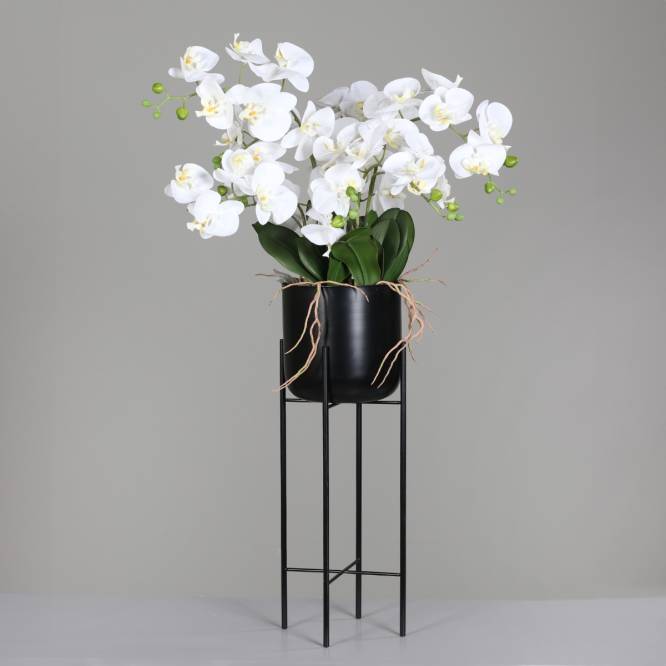 Orhidee artificiala alba in ghiveci negru de metal cu picioare, 100 cm