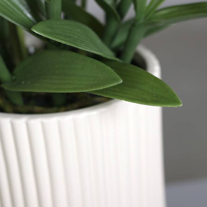 Aranjament cu orhidee artificiala Dendrobium alba in vas ceramic, 47 cm
